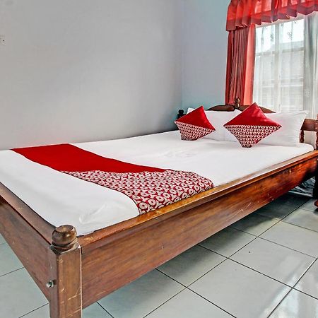 Hotel Spot On 91214 Desa Wisata Pandean Trenggalek Esterno foto