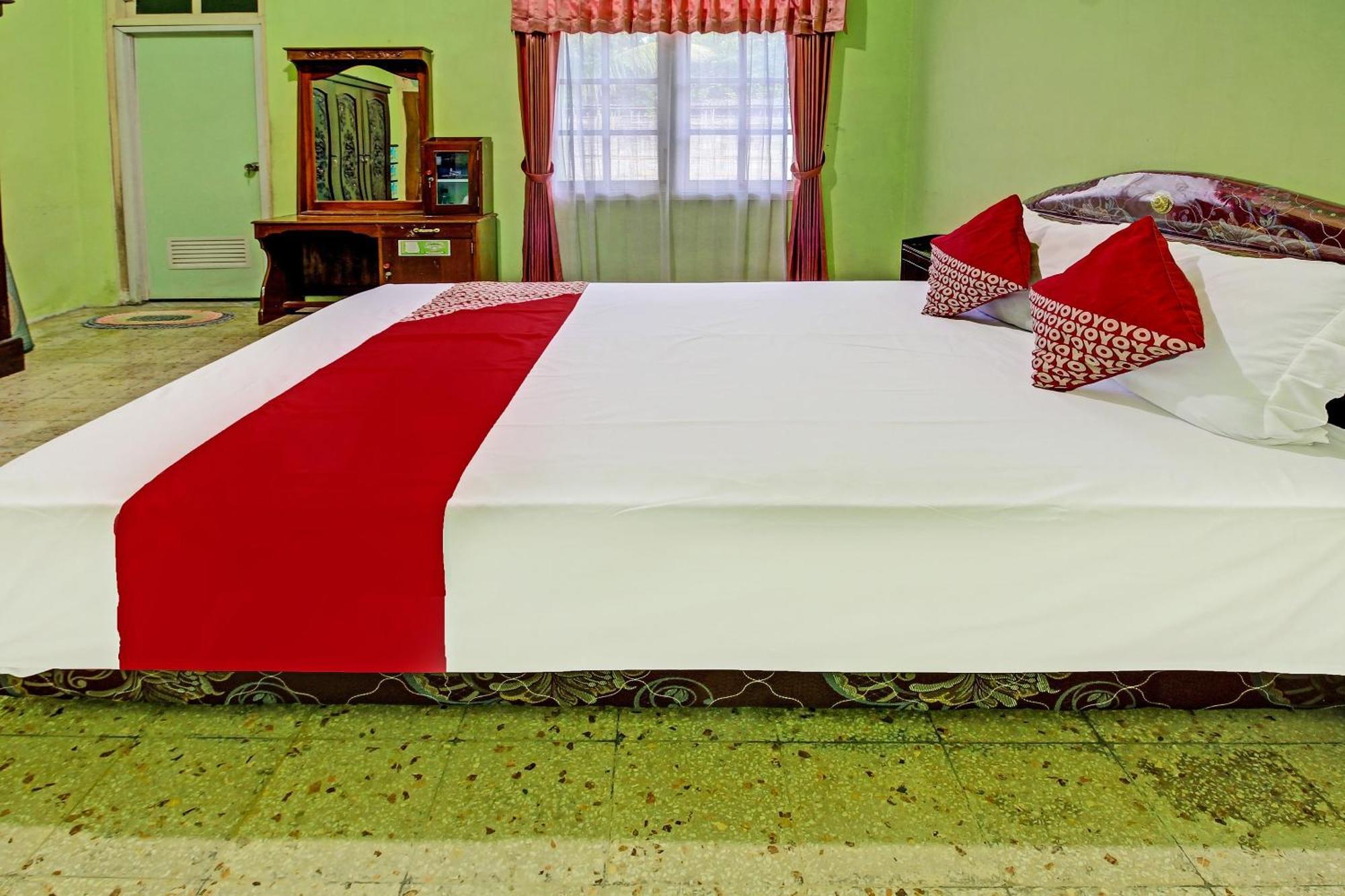 Hotel Spot On 91214 Desa Wisata Pandean Trenggalek Esterno foto