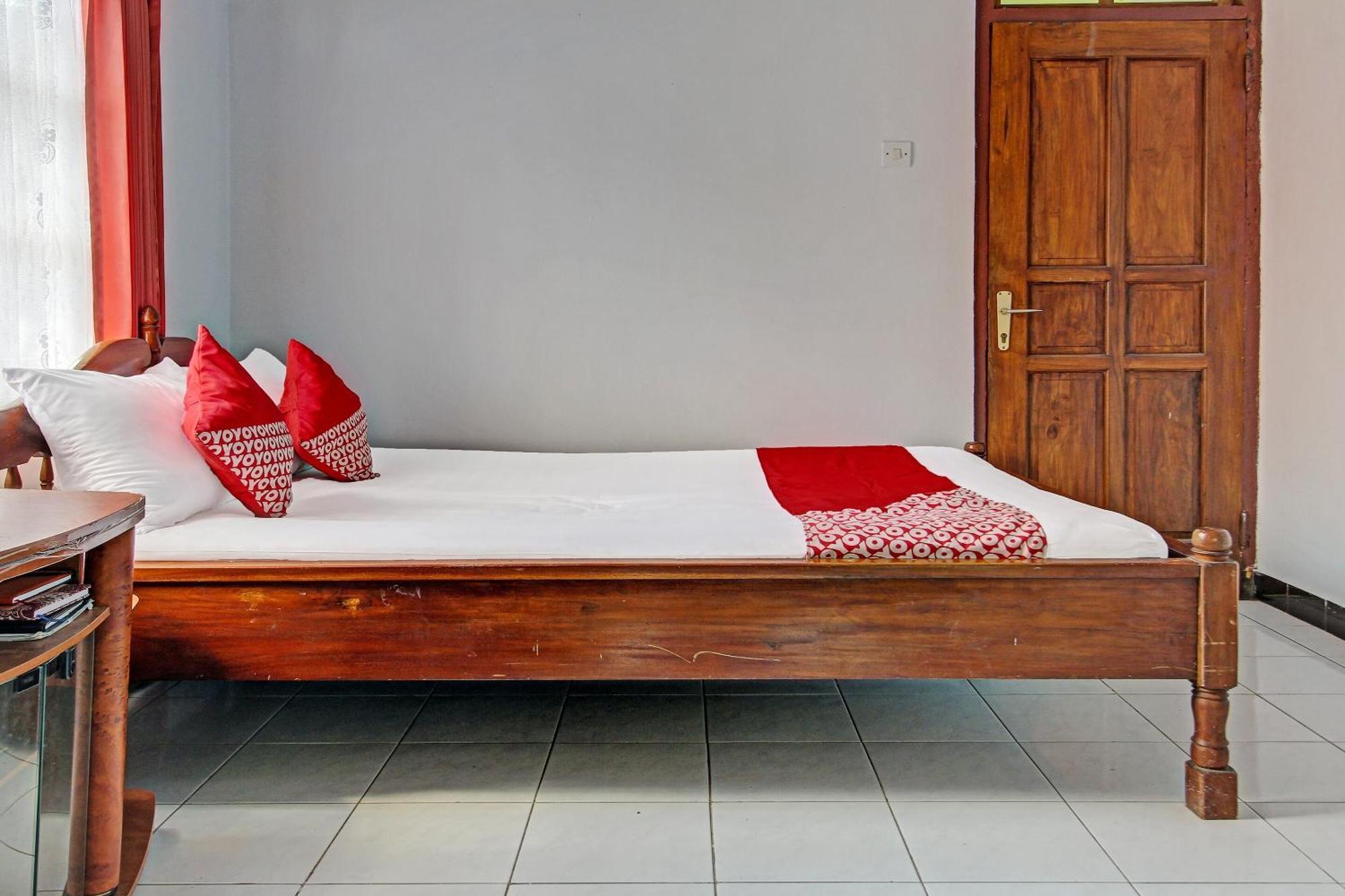 Hotel Spot On 91214 Desa Wisata Pandean Trenggalek Esterno foto