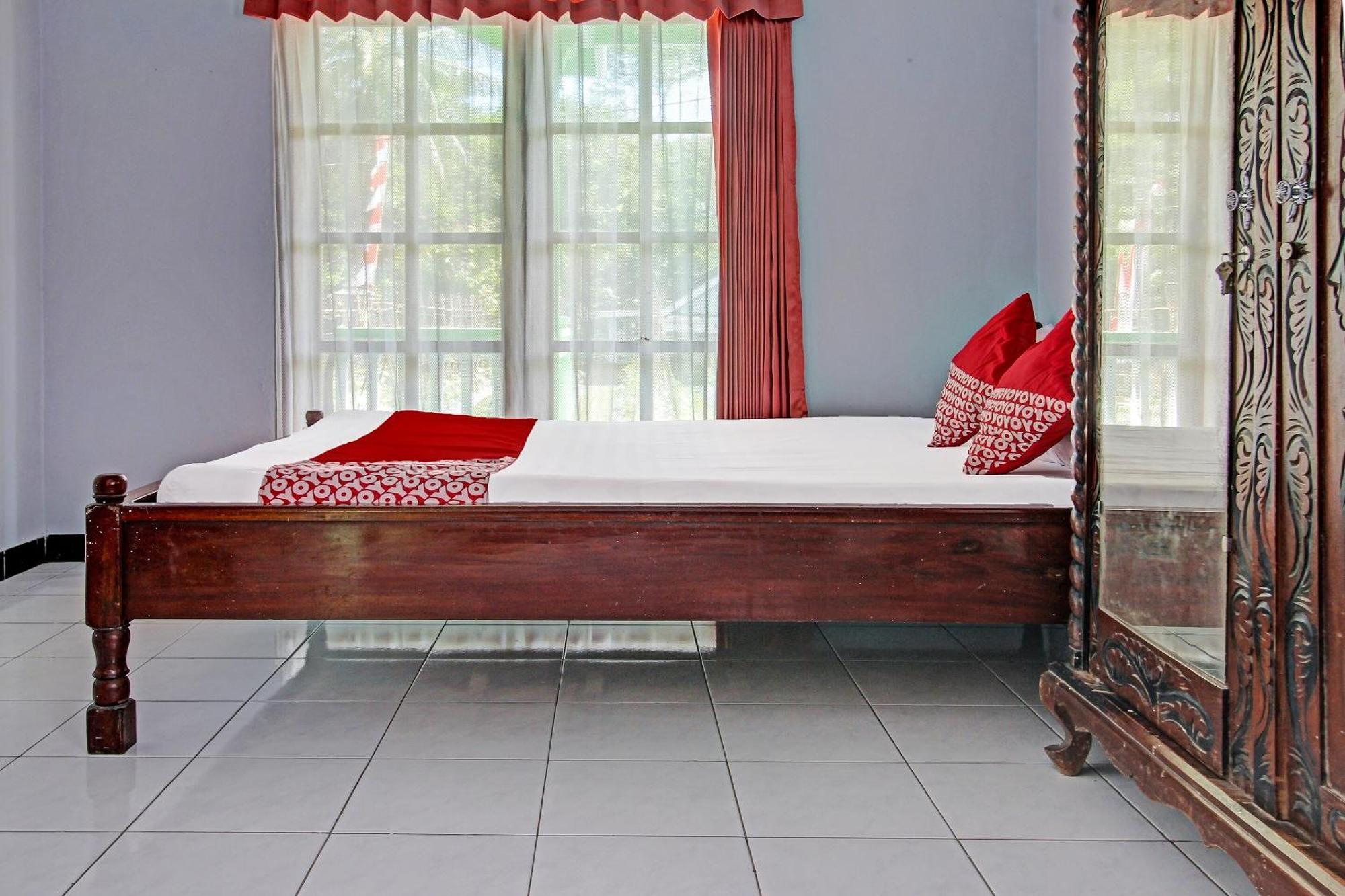 Hotel Spot On 91214 Desa Wisata Pandean Trenggalek Esterno foto