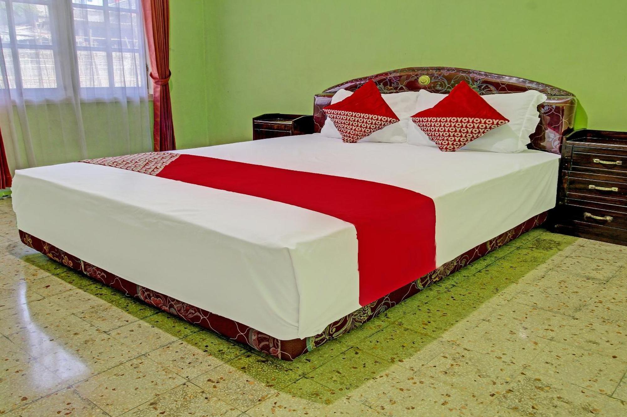 Hotel Spot On 91214 Desa Wisata Pandean Trenggalek Esterno foto